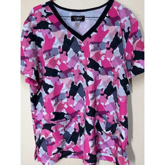 French Bull by Koi Lulu XL Dog Print Camo Frenchie Scrub Top Pink V-Neck - Picture 3 of 8